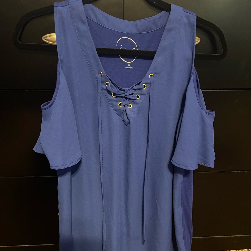 Pretty blue shirt